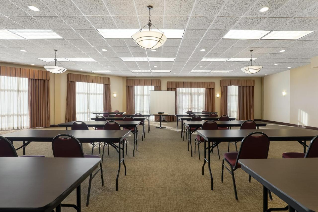 Mainstay Suites Fitchburg - Madison Buitenkant foto