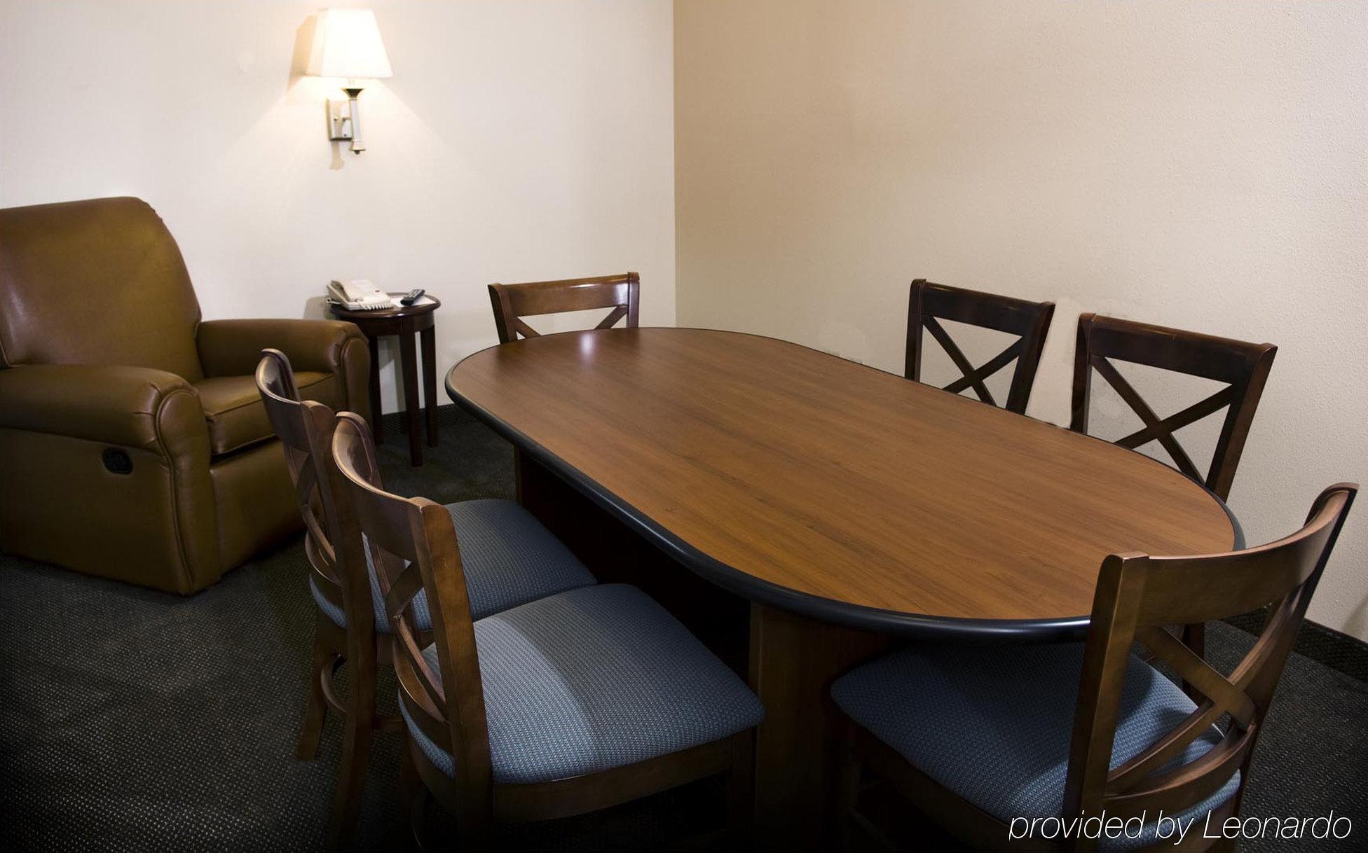 Mainstay Suites Fitchburg - Madison Kamer foto